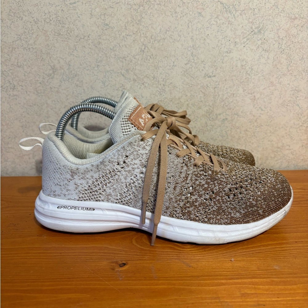 APL Techloom Pro Women's Running Sneakers Size 8 Rose Gold